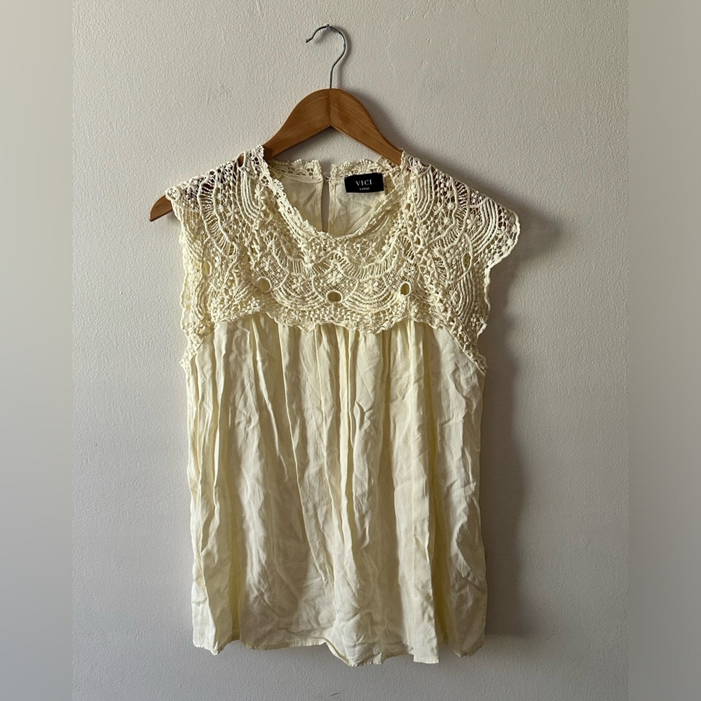 Vici Ivory Sleeveless Top